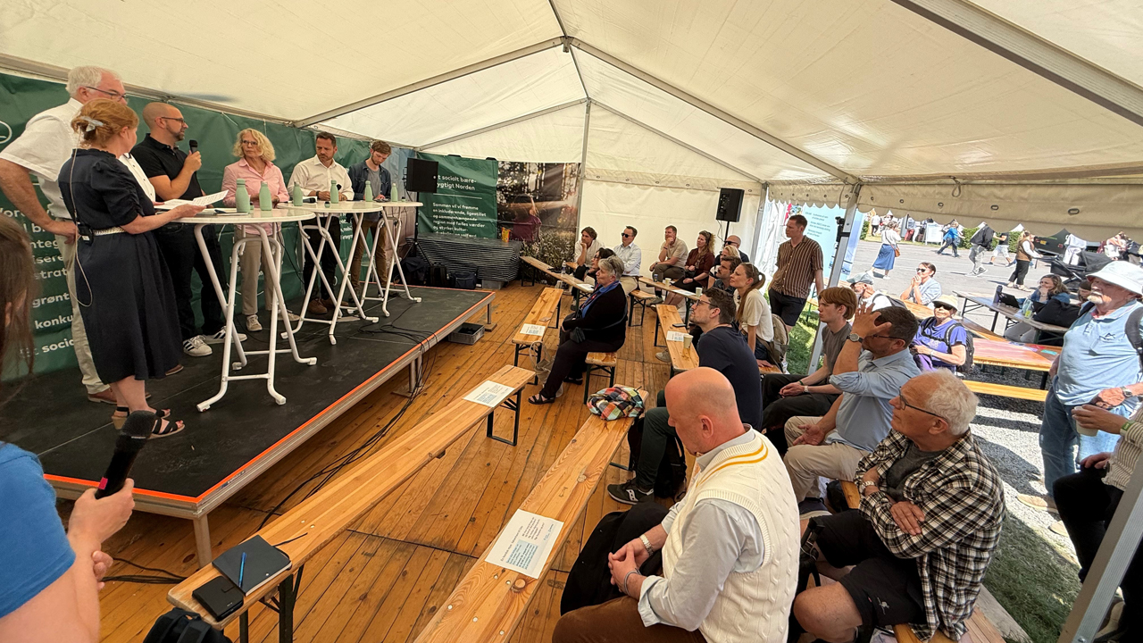 Panel debat inside Nordens telt at Folkemødet, Bornholm, Denmark