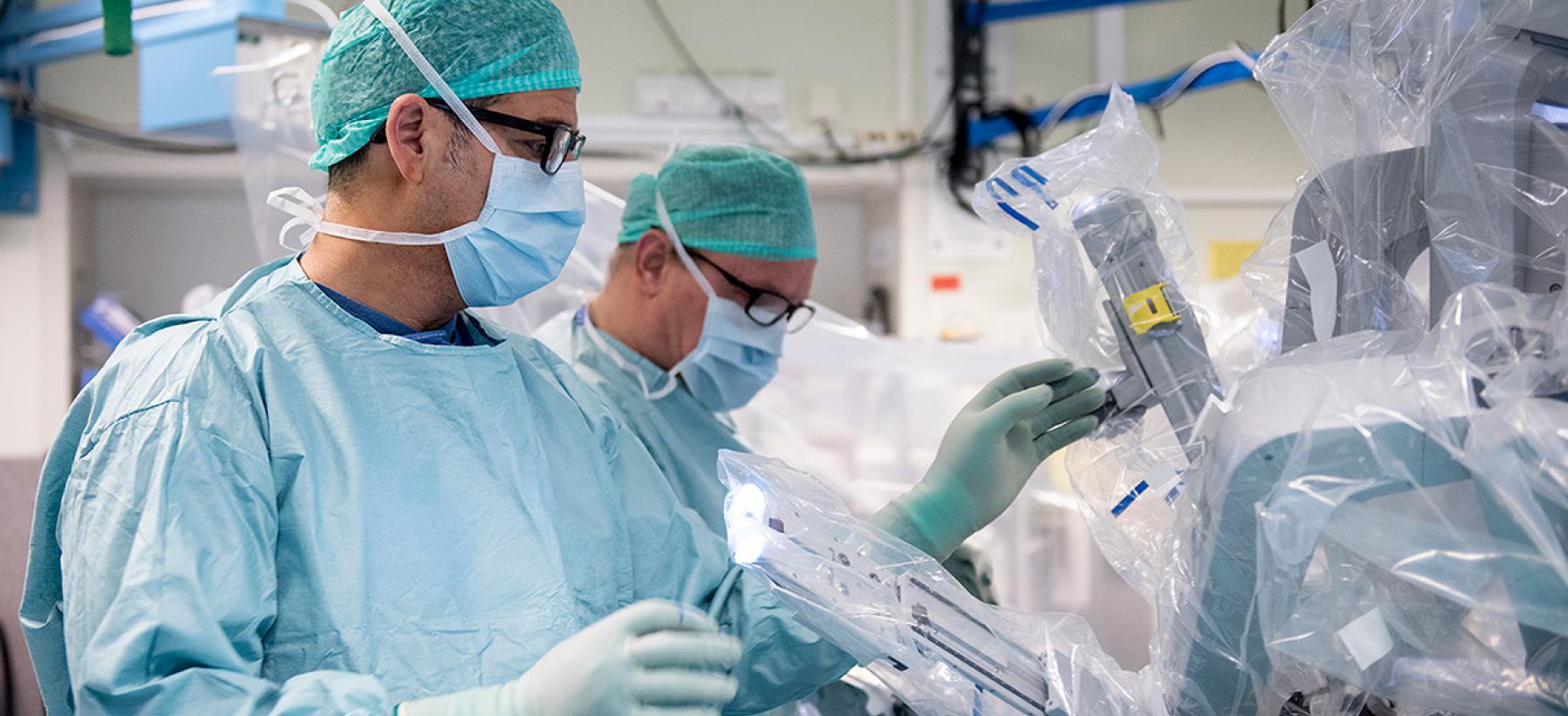 Doctors performing robot-assisted surgery at Danderyd University Hospital.