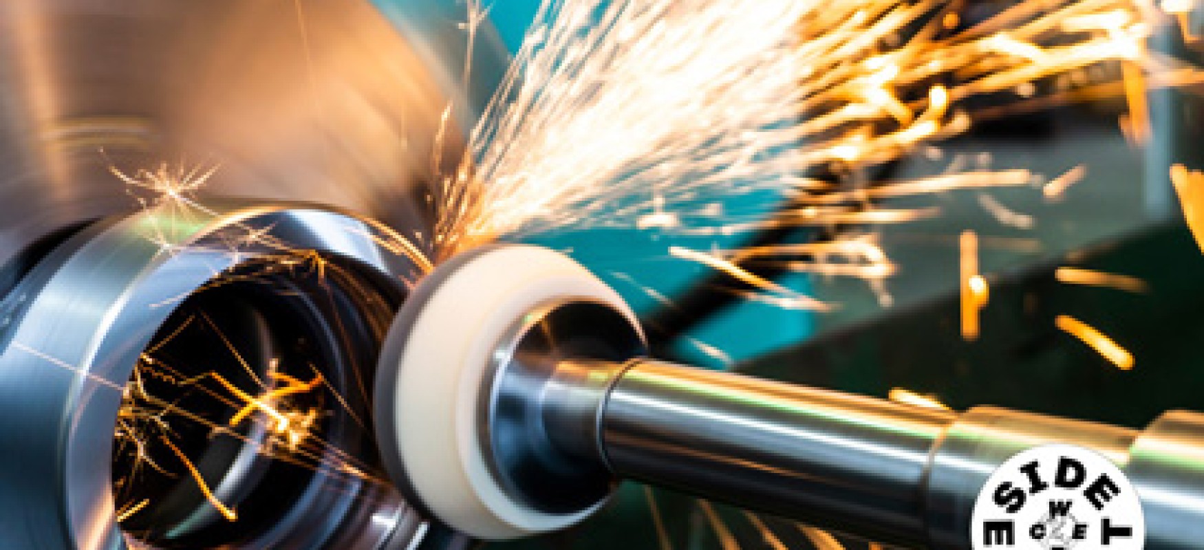 Metal polishing machine with sparks flying